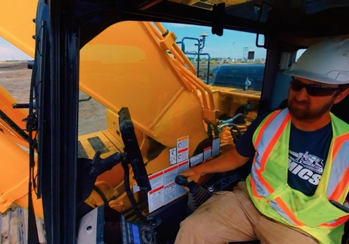 Heavy Equipment Operator picture